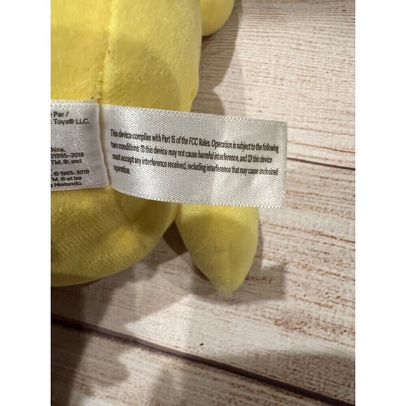 Pokemon Pikachu Light Up Talking 13” Plush Stuff Animal Toy WCT 2018 Works! - Picture 8 of 8